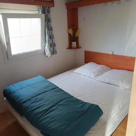 A Дом отдыха *